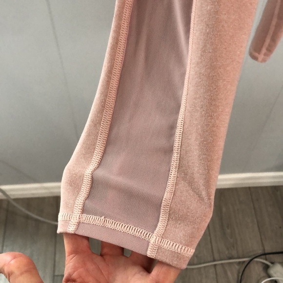 Fabletics pink leggings - Picture 5 of 10